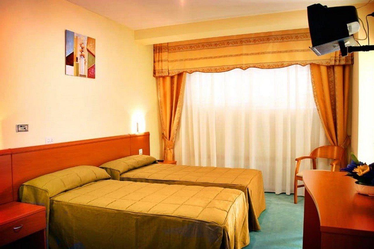Hotel Las Vinas Arteixo Eksteriør billede